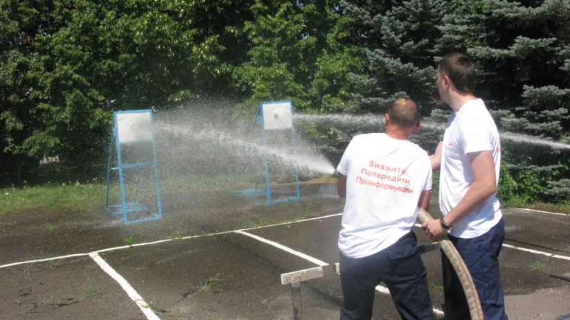 Им по силам победить огонь!